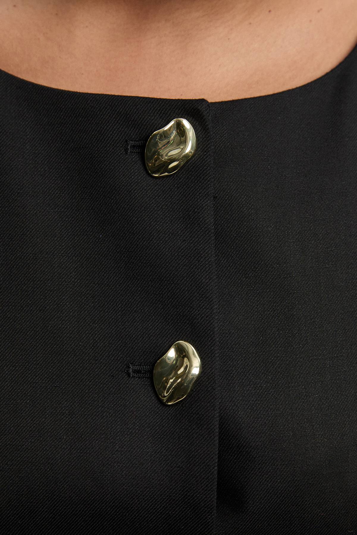 KarenMillen Robe Midi Crayon Grande Taille En Lin Ajusté Avec Boutons Décoratifs Devant