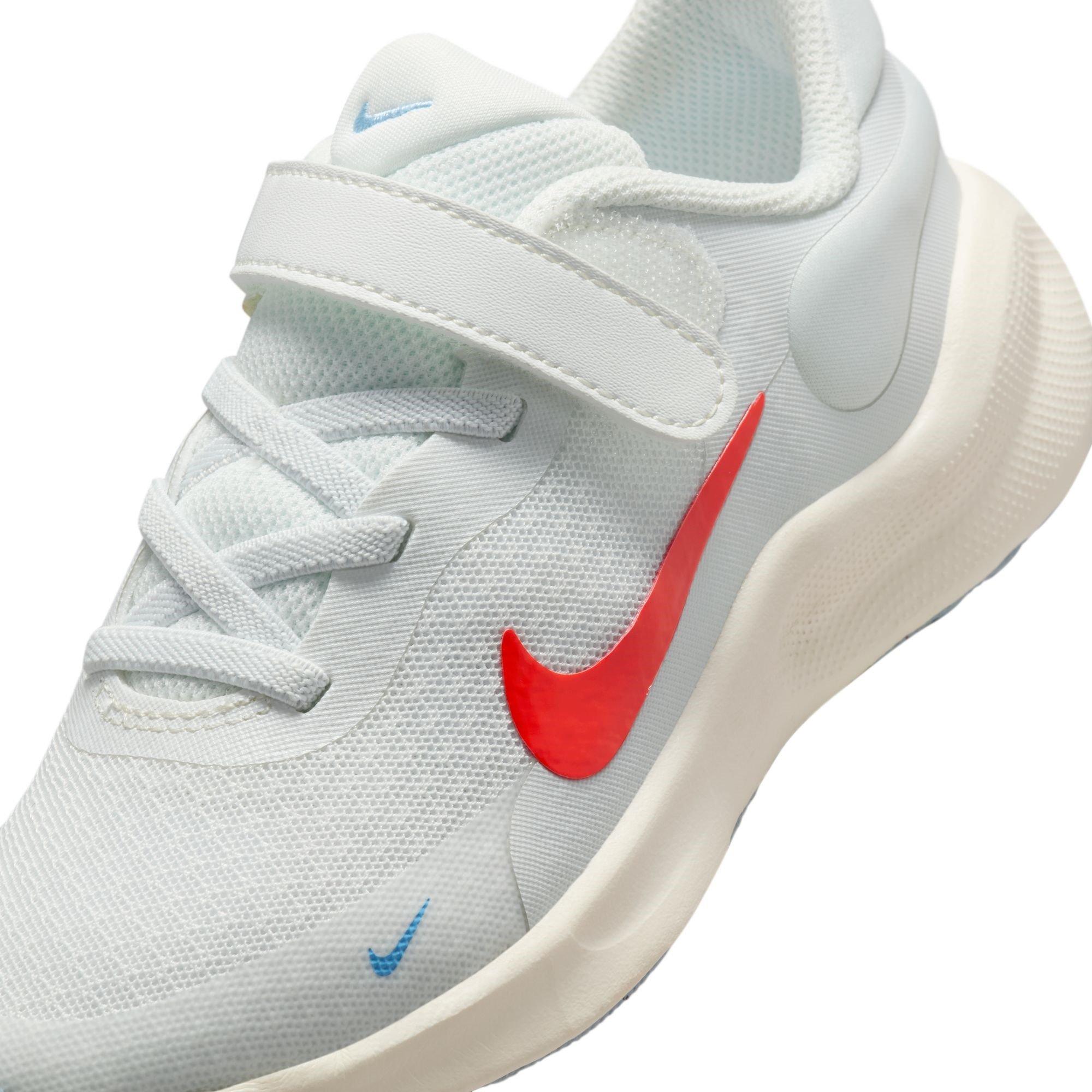 Nike REVOLUTION 7 (PSV)