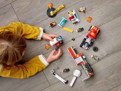 LEGO Grote ladderwagen (60282)