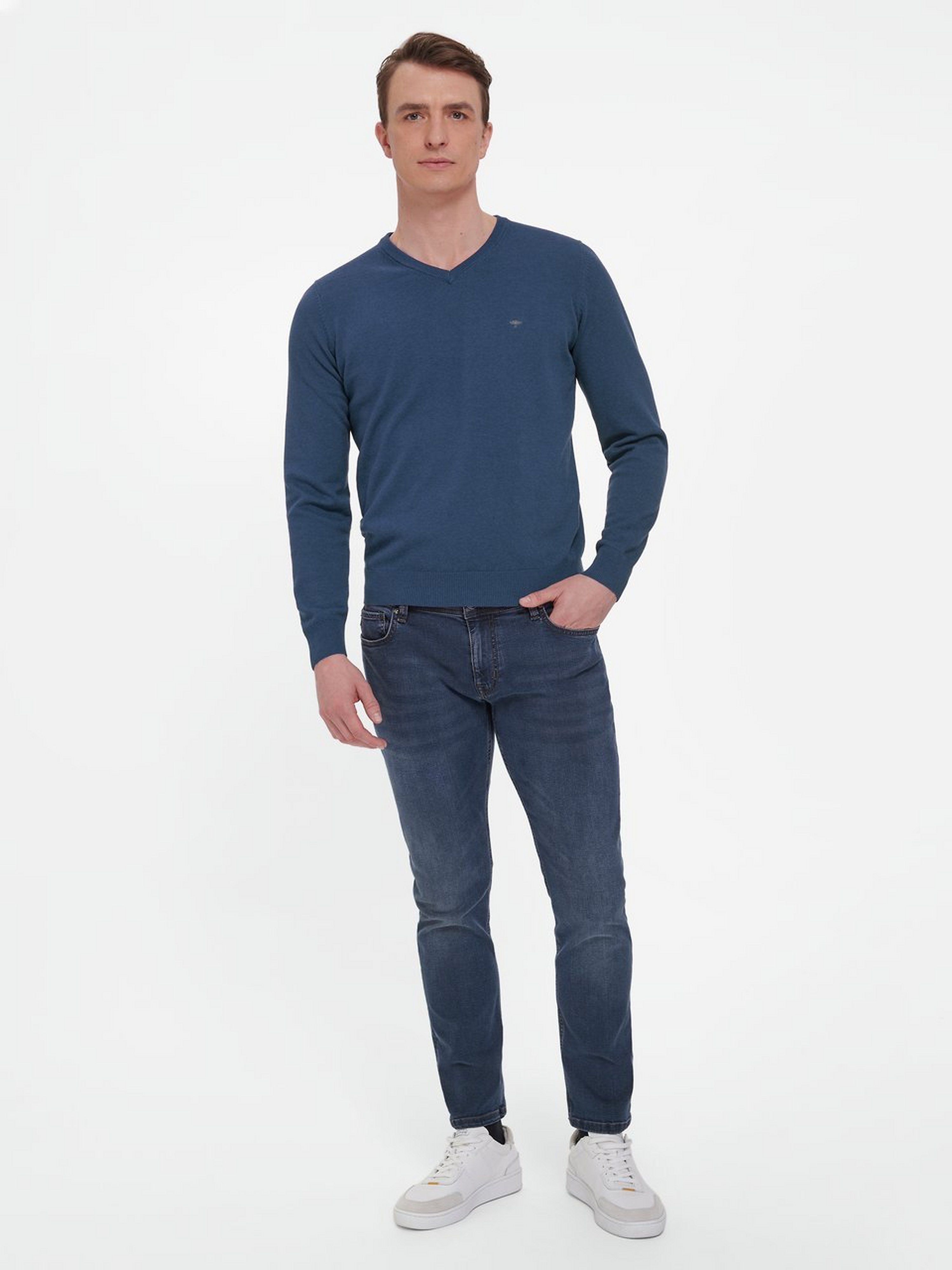 Pullover mit V-Ausschnitt