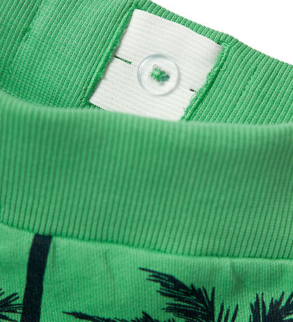 Name It Sweatshorts - NmmJusper - Green Spruce m. Palmer