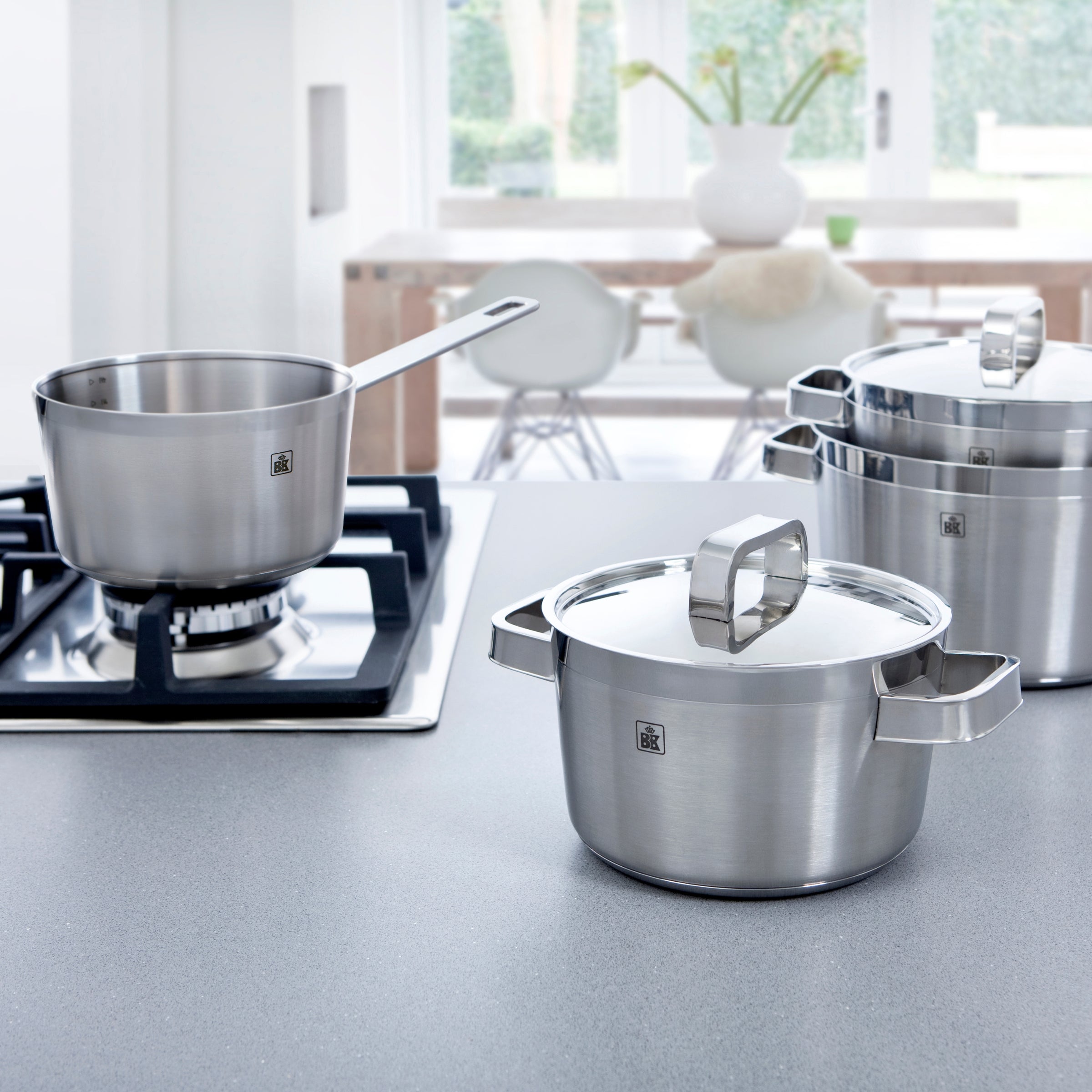 Combi Deal: Connect Contactgrill   Conical Profi 4-delige Pannenset