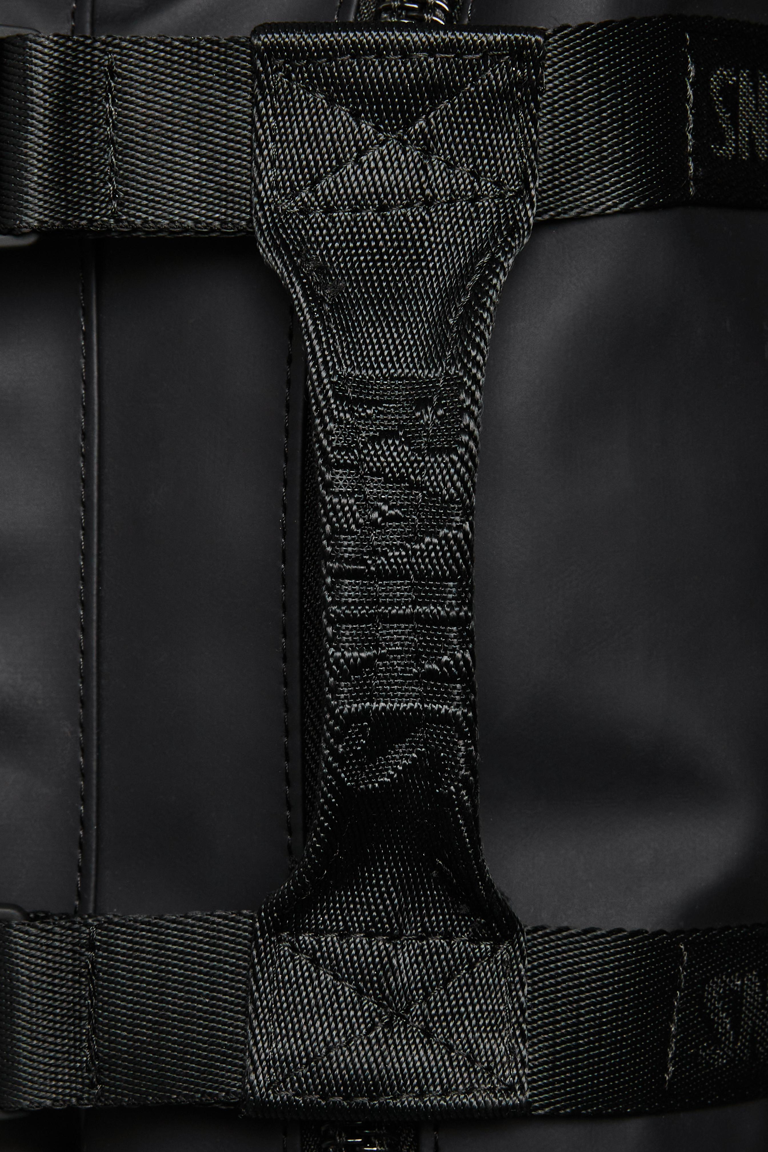 RAINS  Trail crossbodytaske - sort