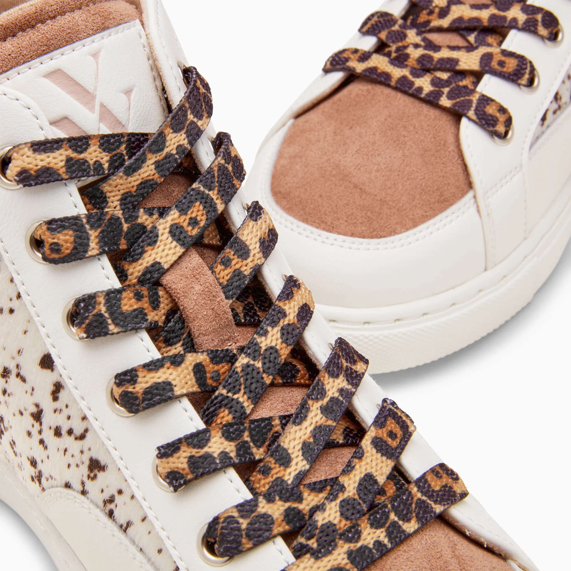 Sneakers-Baskets montantes Gwen blanc et marron à lacets léopard