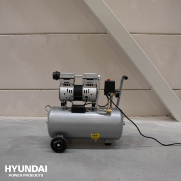 Hyundai stille compressor 30L 8 bar