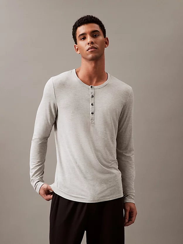 Blusa de pijama de manga comprida - Ultramacia e moderna