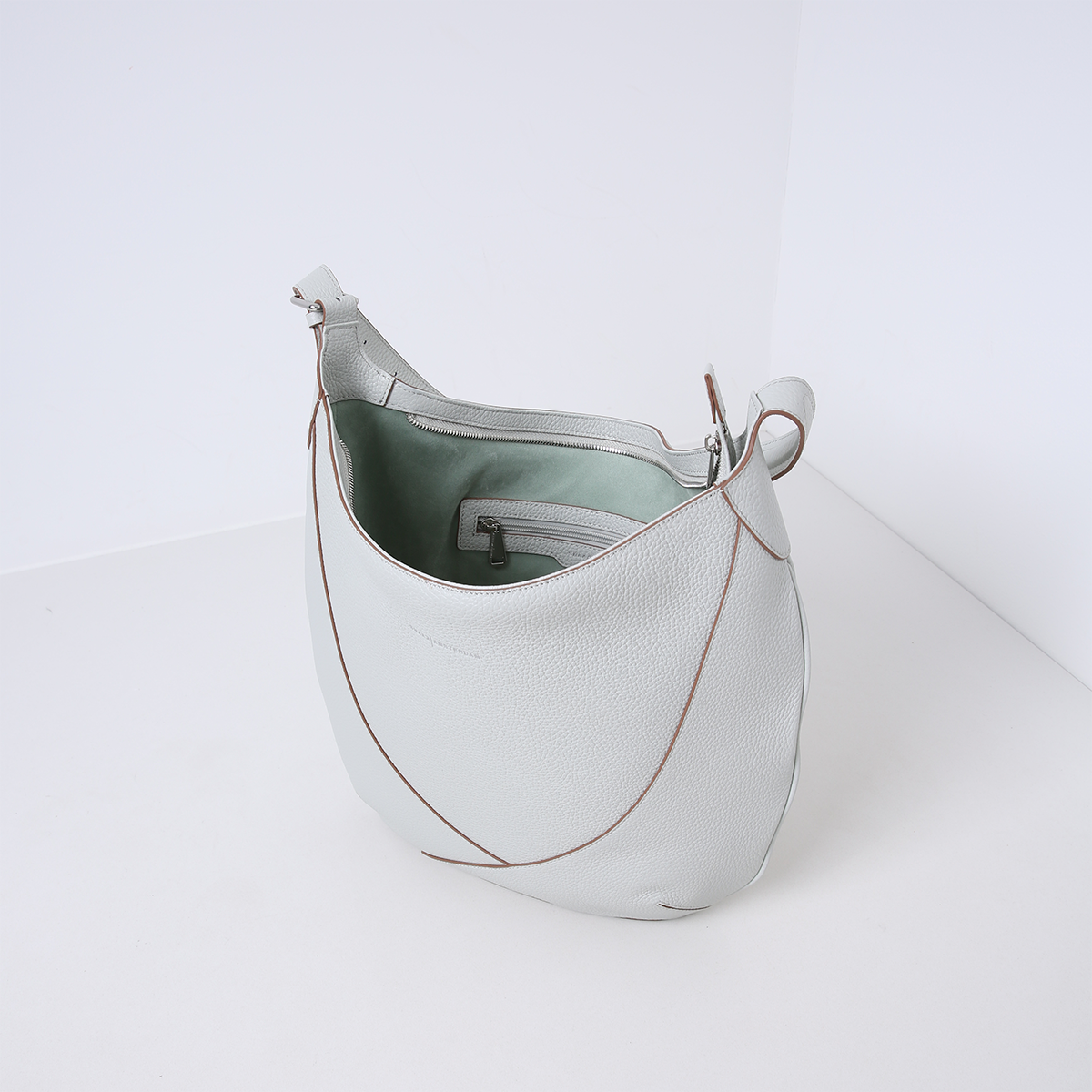 DREW | CLOUD