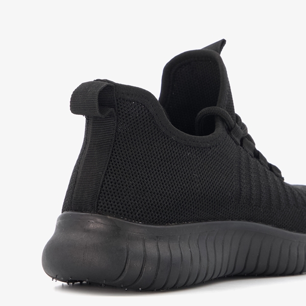 Blue Box dames sneakers zwart