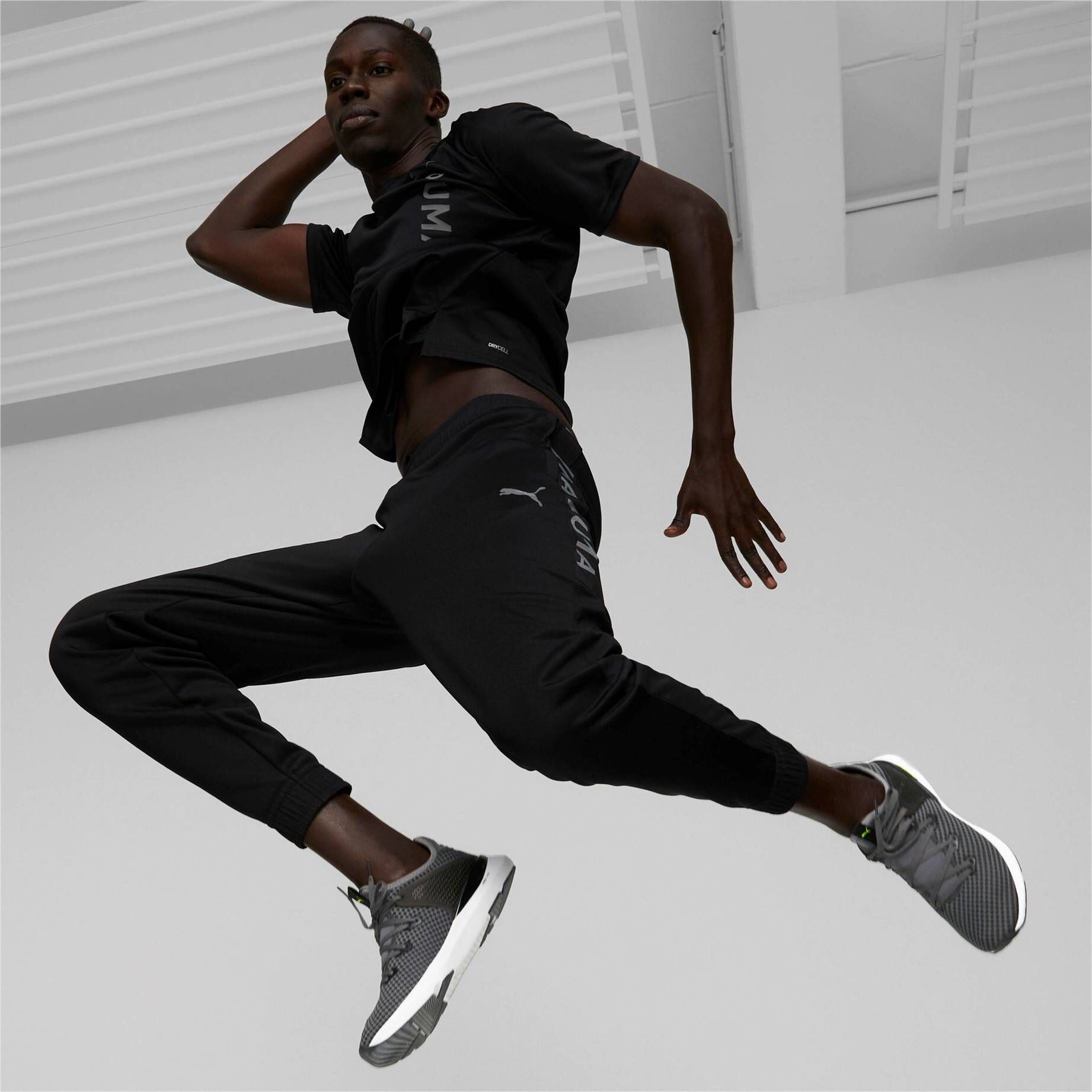 Puma| Herren Trainingshose TRAIN FIT