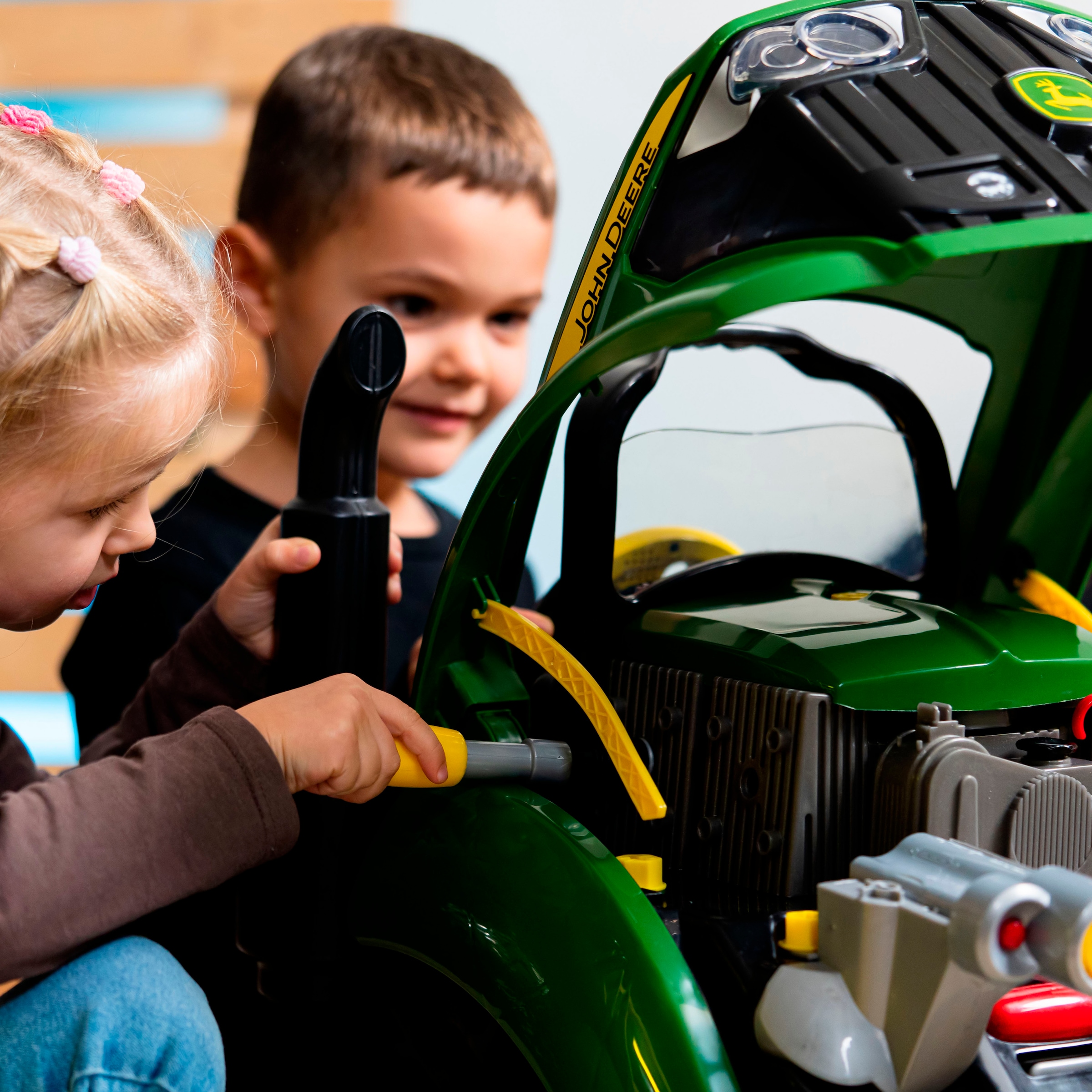 Klein Kinder-Montagetraktor »John Deere Tractor Engine«