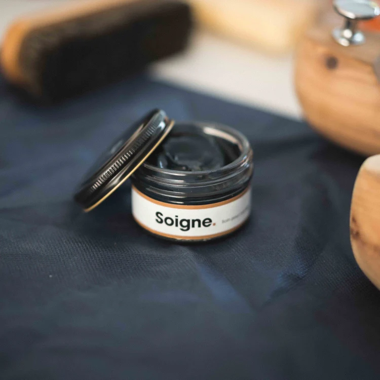 Cirage-Cirage bleu marine pour cuir lisse et grainé