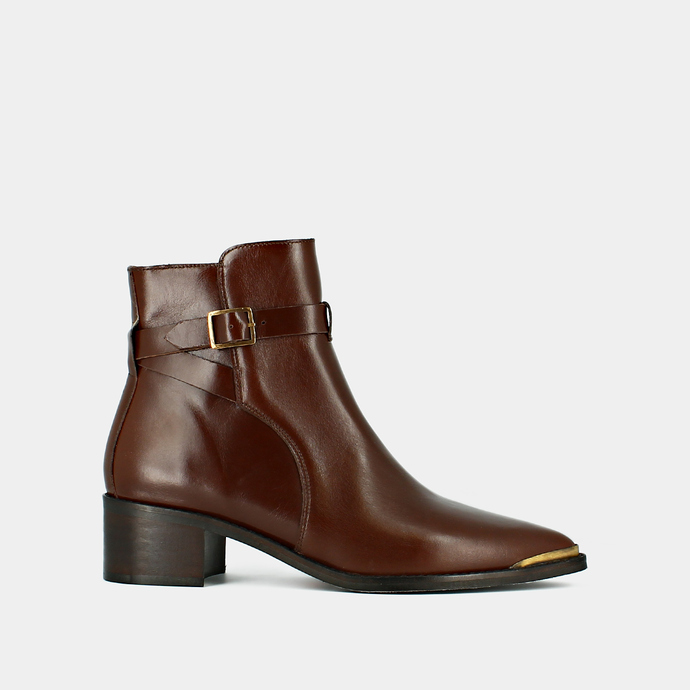 Boots à bouts pointus  en cuir marron