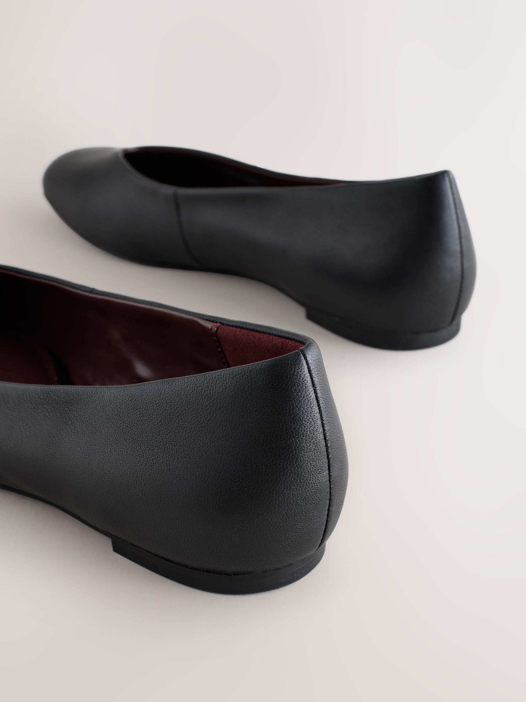 Zwart - Forever Comfort® Leather Square Toe Ballerina Flats