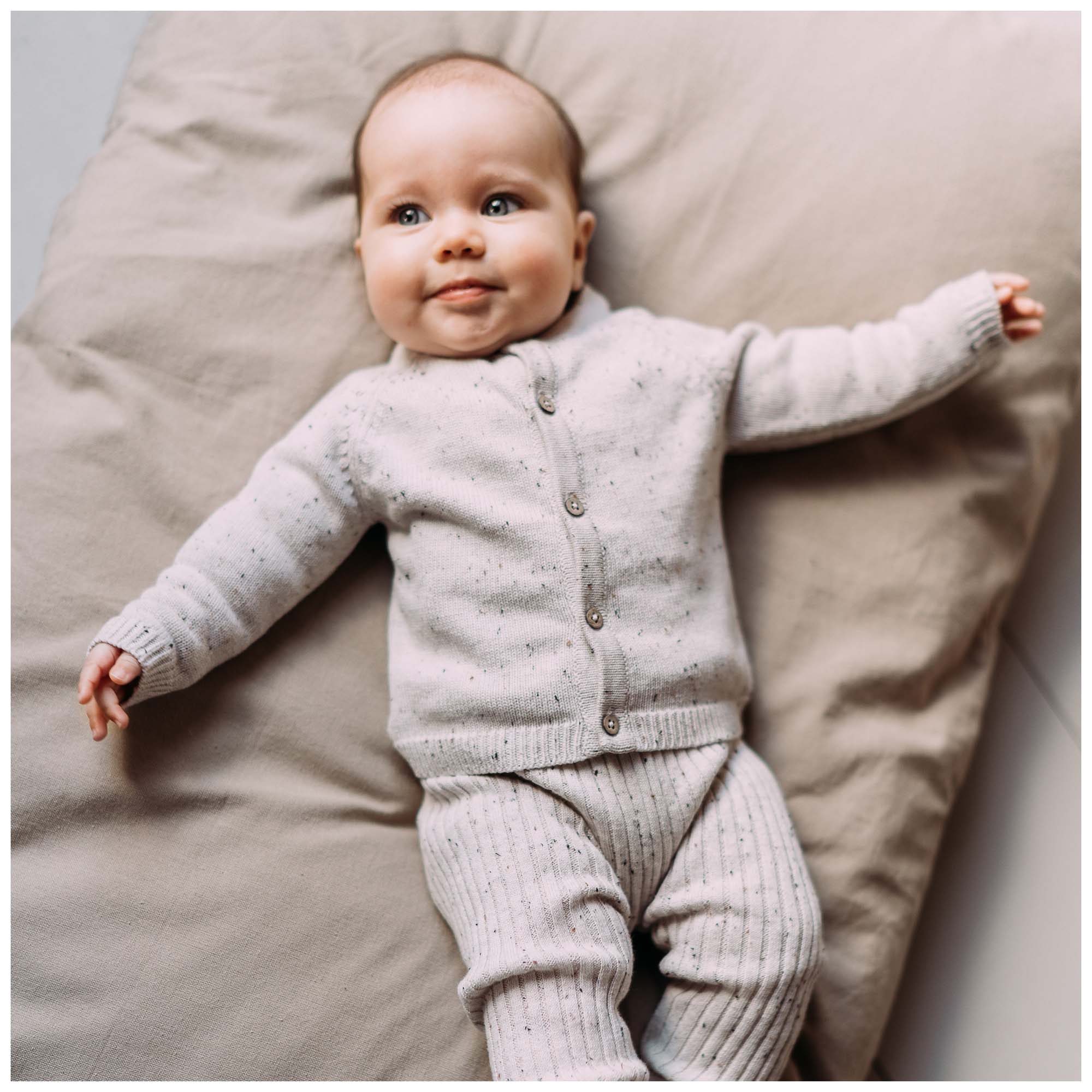Sweet Petit Mini vest lange mouwen melee beige