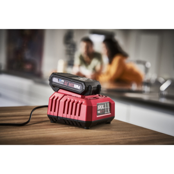 SKIL 20V accu 2.0Ah   snellader startset 3136AA