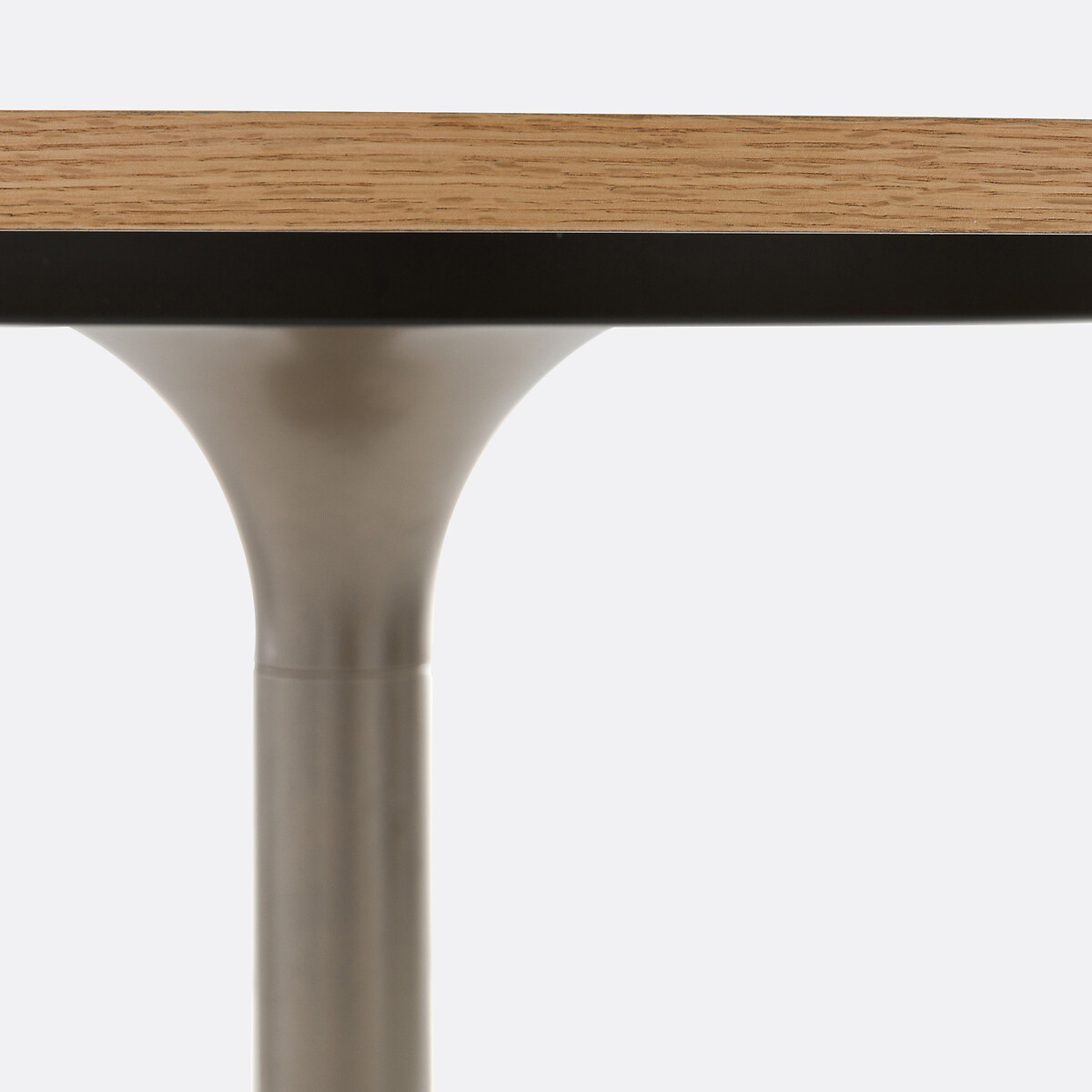 LA REDOUTE INTERIEURS<br>Mesa redonda 4/6 pessoas, base em forma de tulipa, Liliace