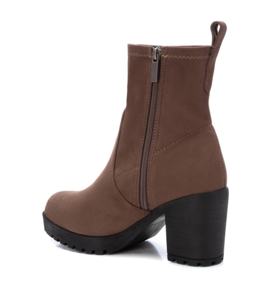 Botas de cano curto Refresh 171459 Marrom - Altura do salto: 8 cm -