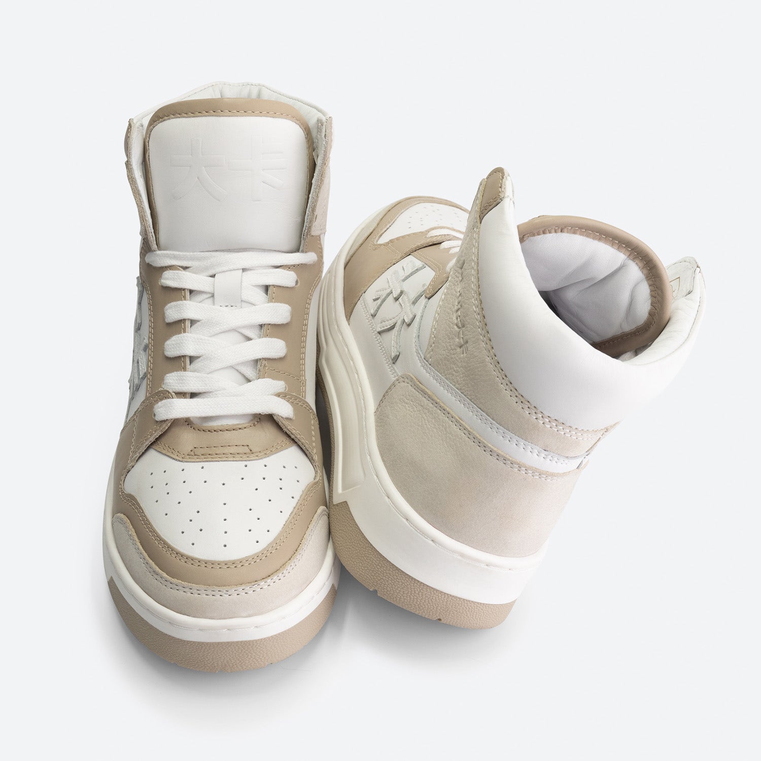 be:at:  Kobe Sneaker