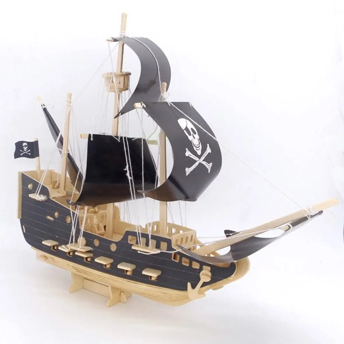 Universal Bateau Pirate 3D en Bois Noir
