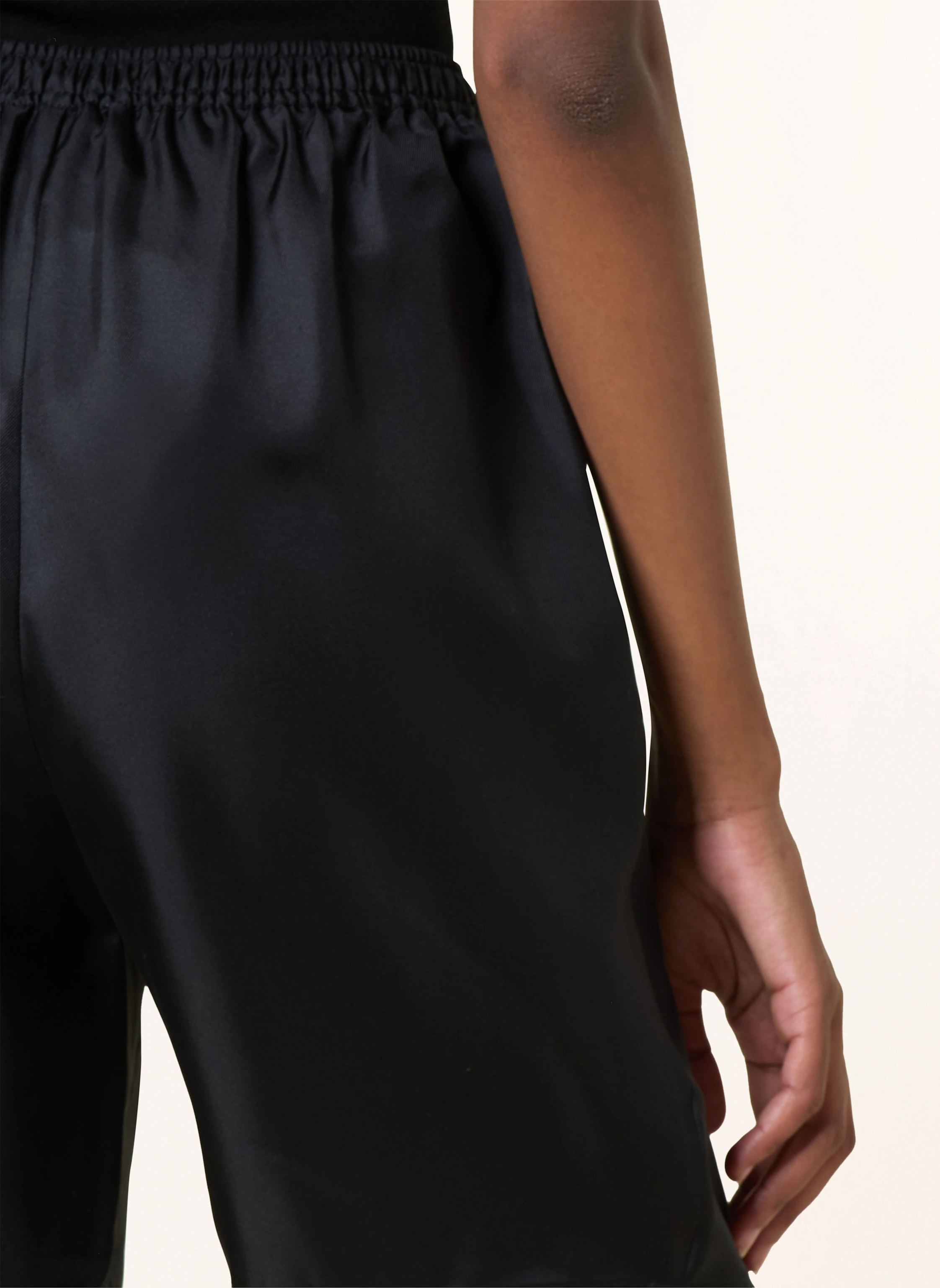 LOULOU STUDIO Seidenshorts ZINIA