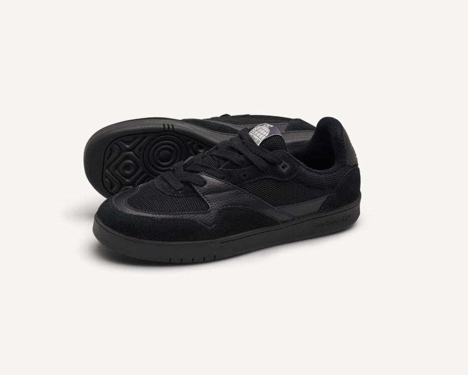 Last Resort AB CM002 Lo Black Black 7.5 US / 40 EU