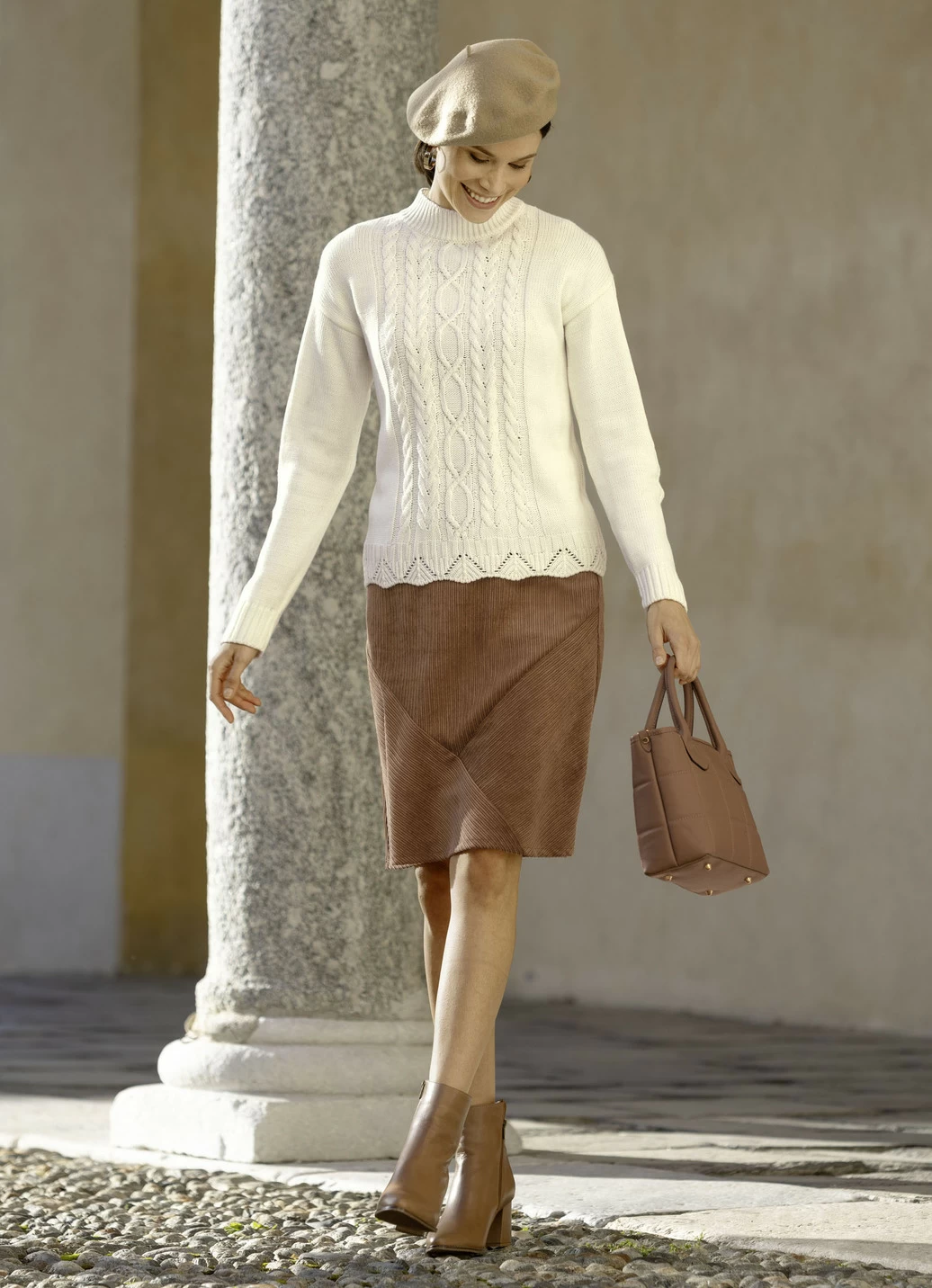 Pullover in Strukturmix