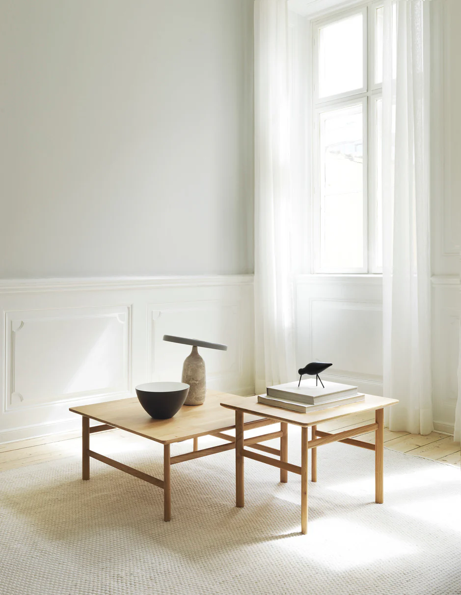 Normann Copenhagen  Grow sofabord, lakeret eg - 80x80 cm