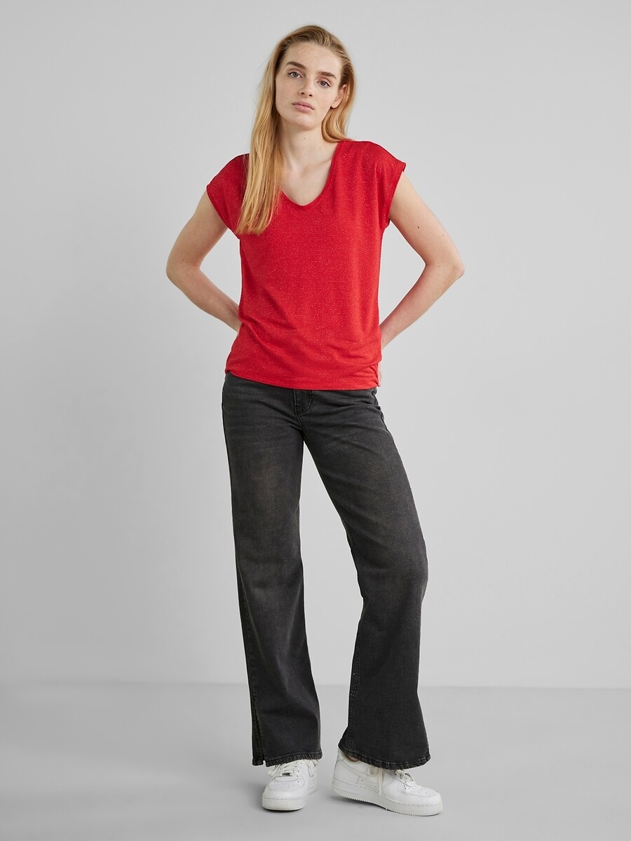 PEÇAS<br>Camiseta com efeito brilhante