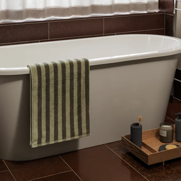 Blomus - Arto Badetuch, 140 x 70 cm, breite Streifen, micro chip / tan