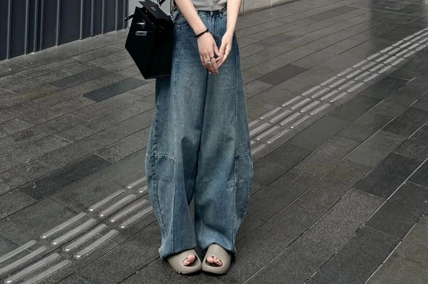 Coline - High Rise Washed Frayed Wide Leg Jeans