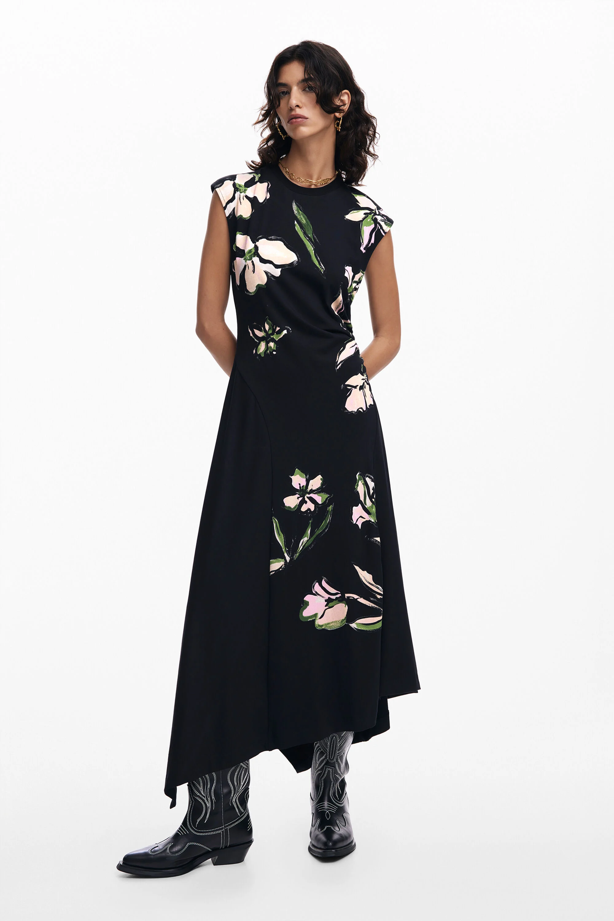 Vestido floral assimétrico