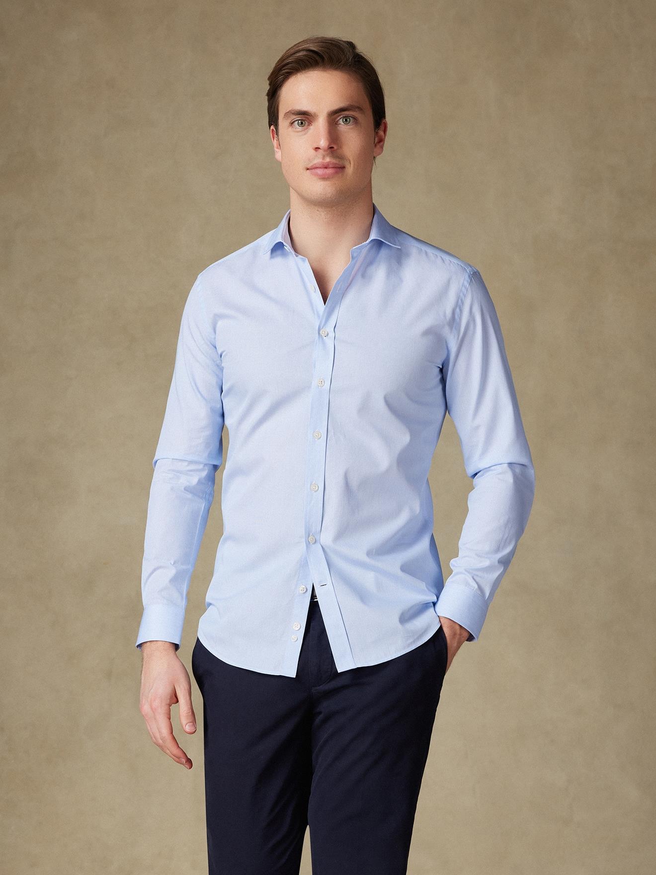 Chemise en mille raies ciel
