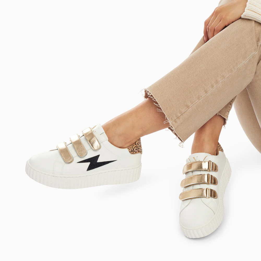 Sneakers-Baskets éclair Darine blanc et guépard à scratchs or