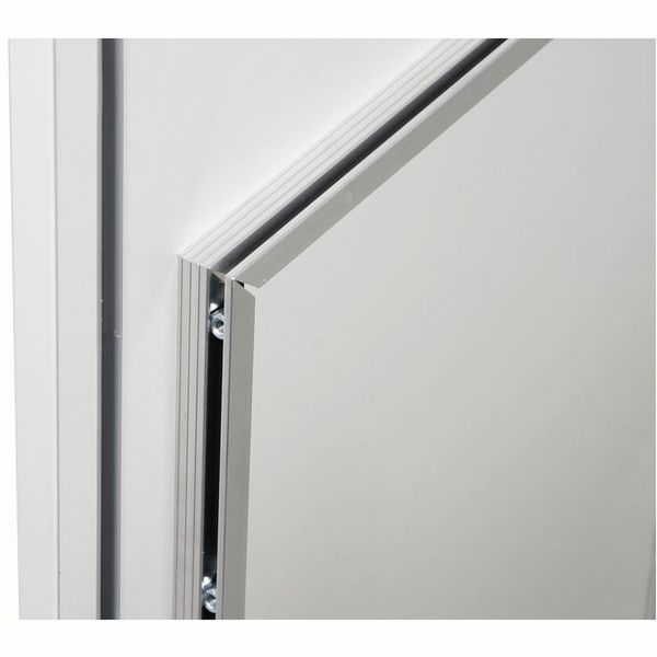 Thon Studio L-Rack 17U Media WH