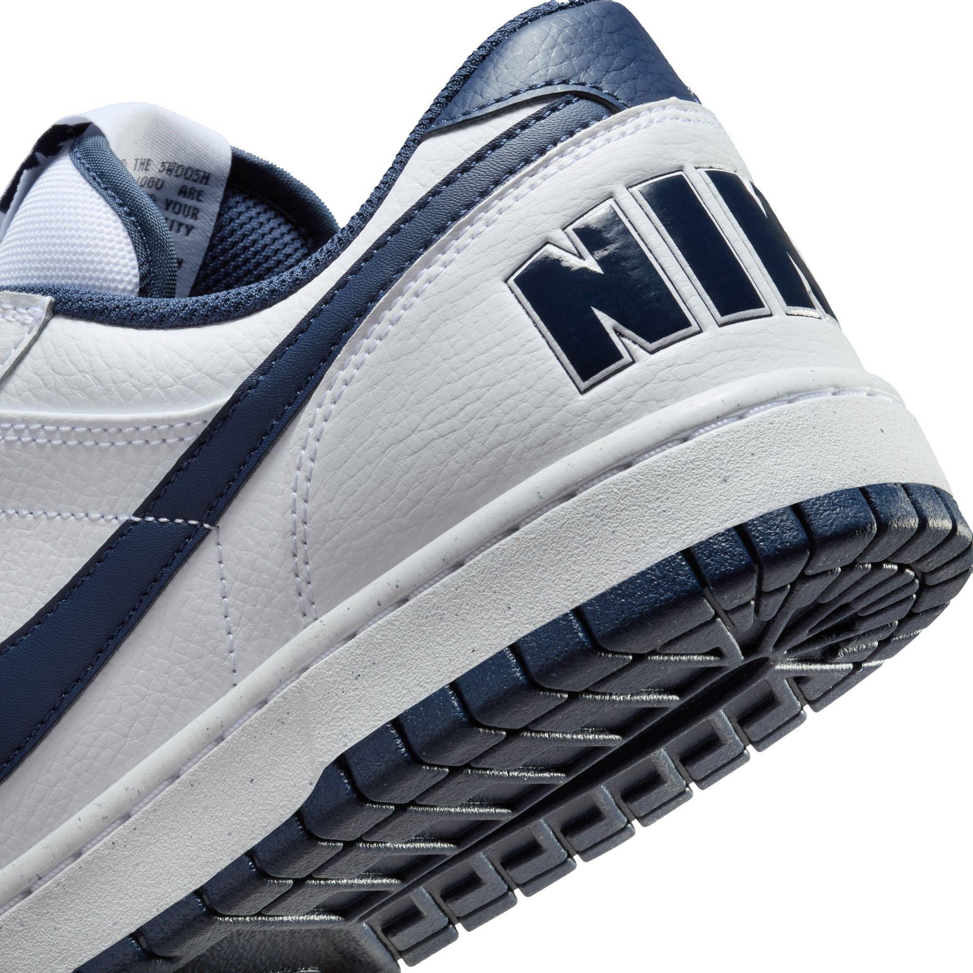Nike BIG NIKE LOW