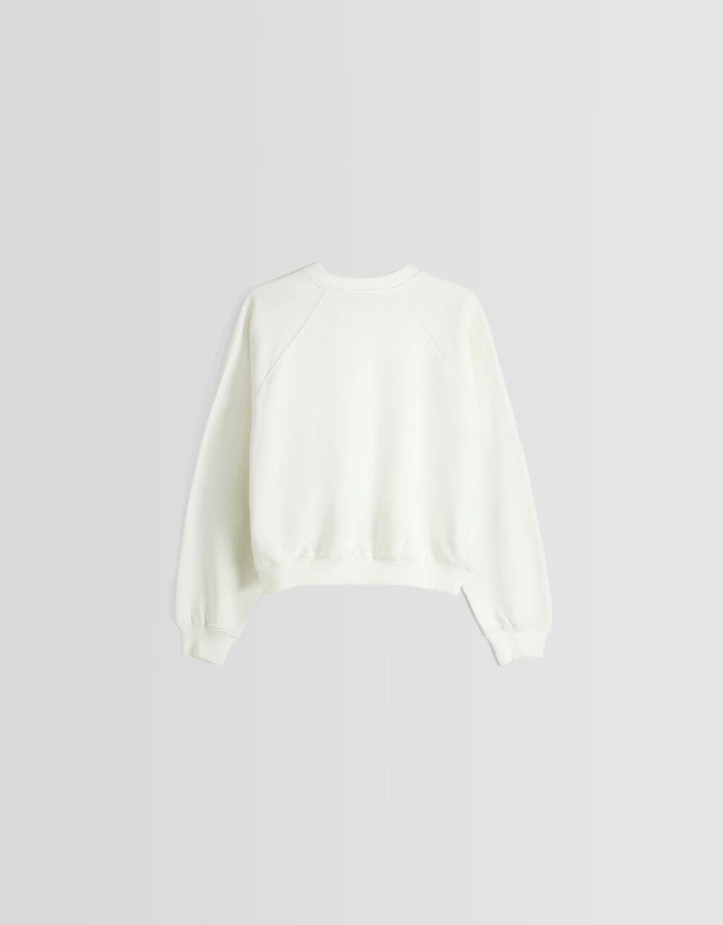 Moletom com mangas raglan