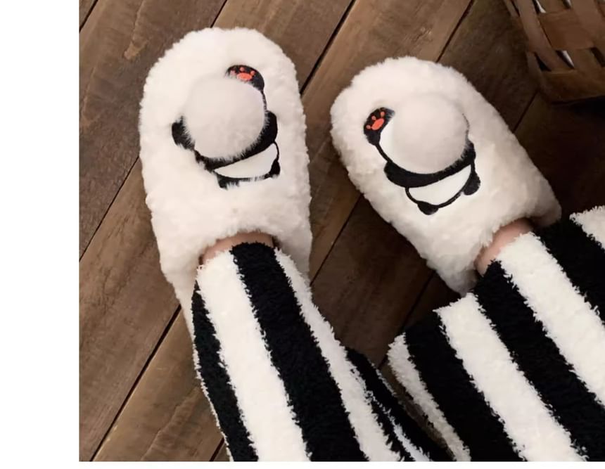Dalli Daisy - Panda Bobbel Fluffy Pantoffels