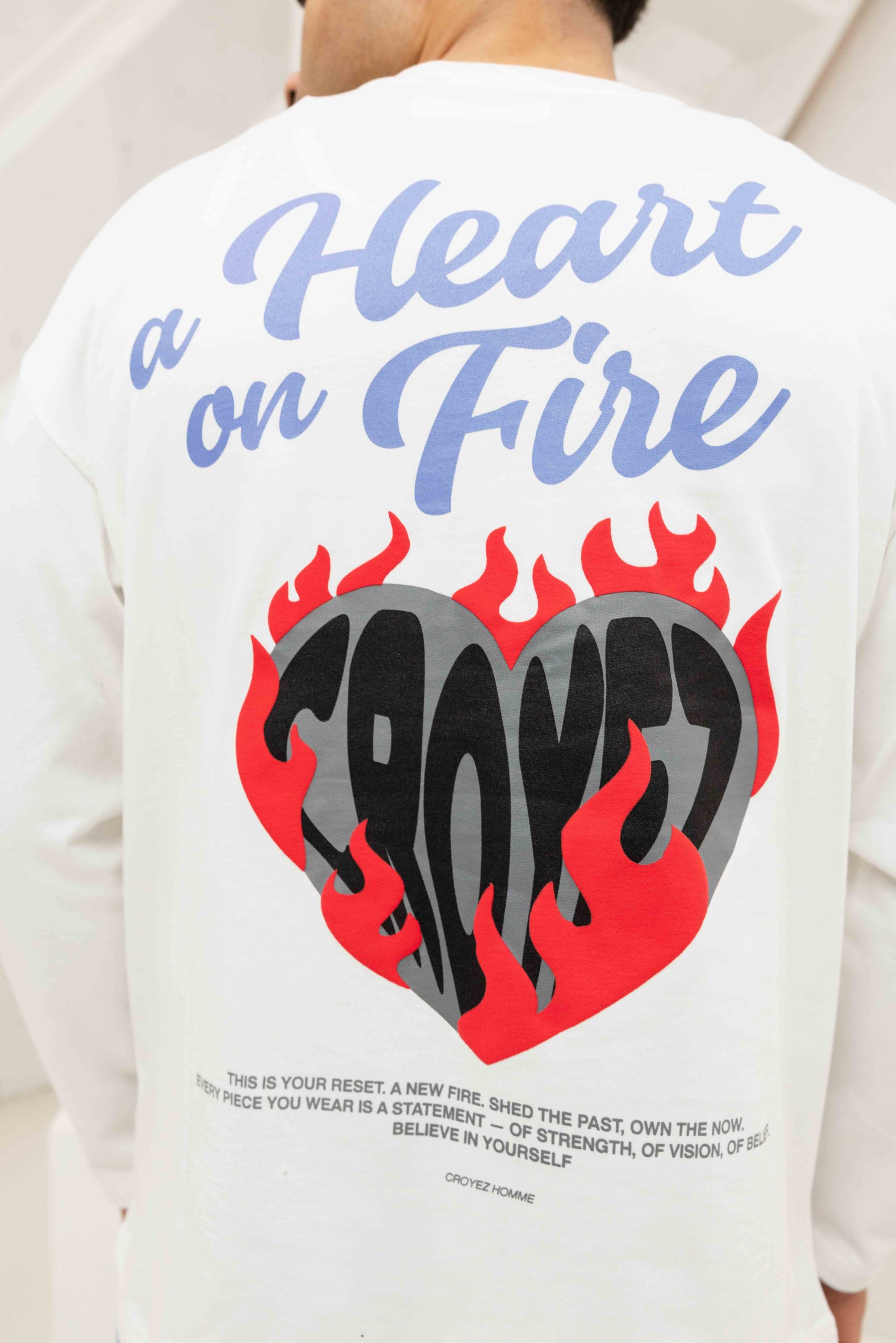 Croyez Heart On Fire Longsleeve T-Shirt Heren Gebroken Wit