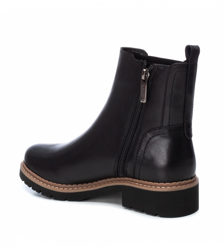 Botas de tornozelo Carmela em couro, modelo 160046, pretas.