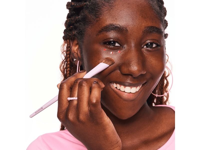 essence Make-up-Pinsel Concealer Brush Nachhaltiger Concealer Pinsel für eine aufgehellte und geschmeidige Partie unter den Augen