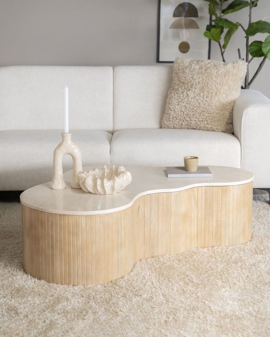 Eleonora   Kira Salontafel