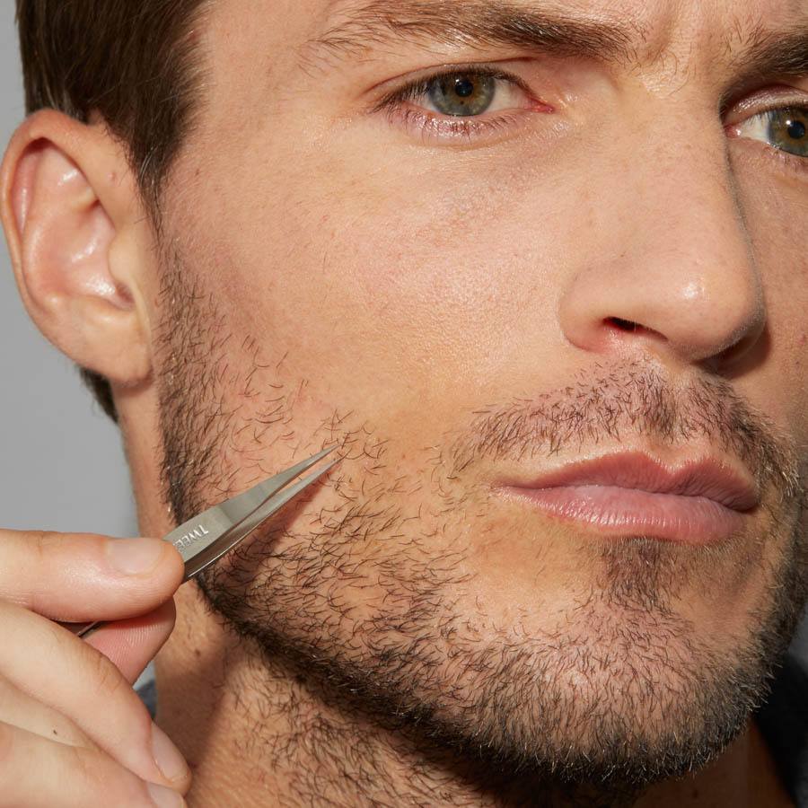 Tweezerman Gear Essential Grooming Kit