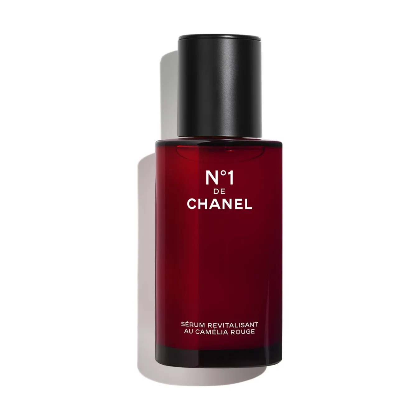 CHANEL N°1 DE CHANEL SÉRUM REVITALISANT Lisse, apporte de l’eclat, pour une peau qui paraît plus jeune