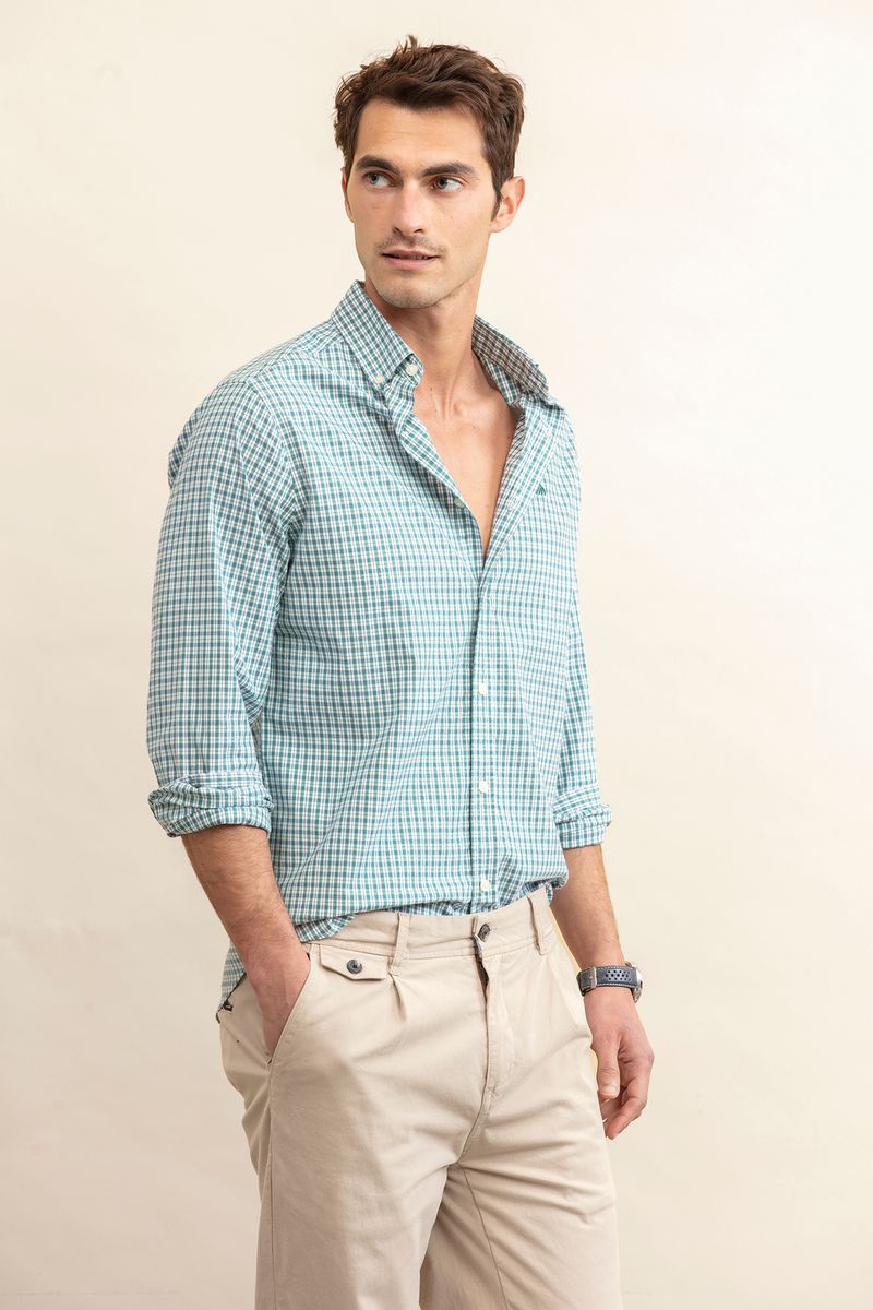 CAMISA AOS QUADRADOS