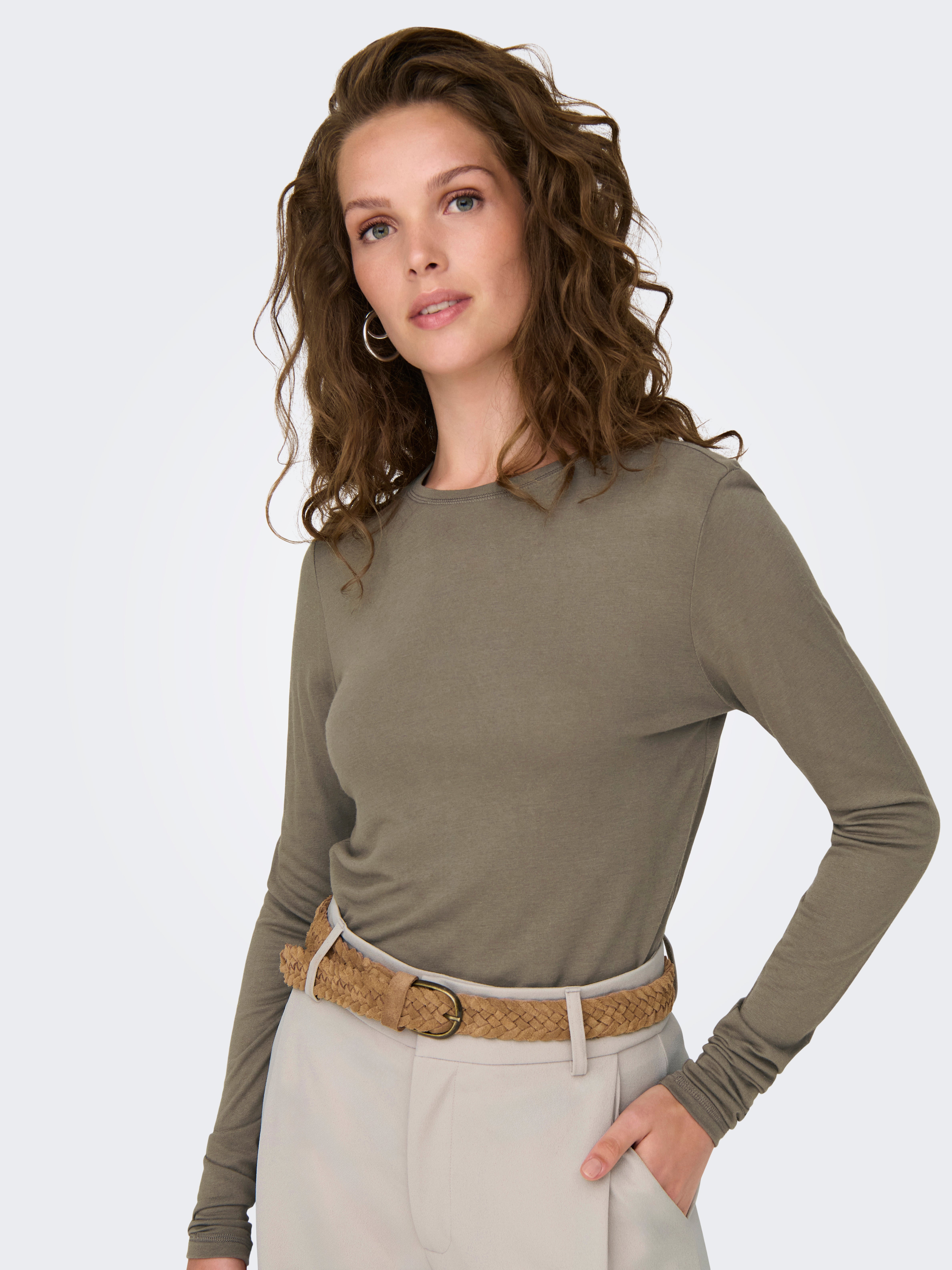JDYSUMA Top Walnut