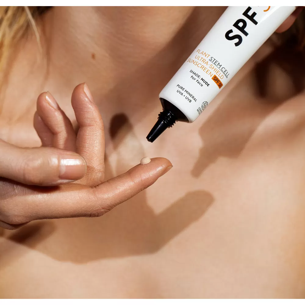 Mádara SPF50 Plant Stem Cell Ultra-Shield Sunscreen - 40 ml.