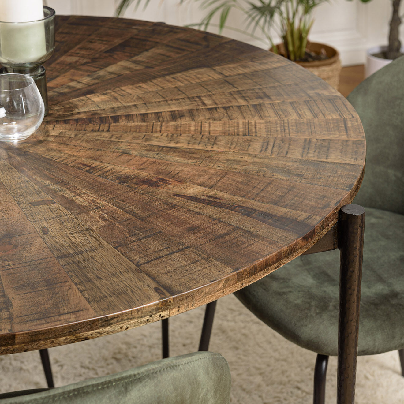 Macabane Table à manger ronde en bois recyclé Kiara bois - 120x120x78 cm