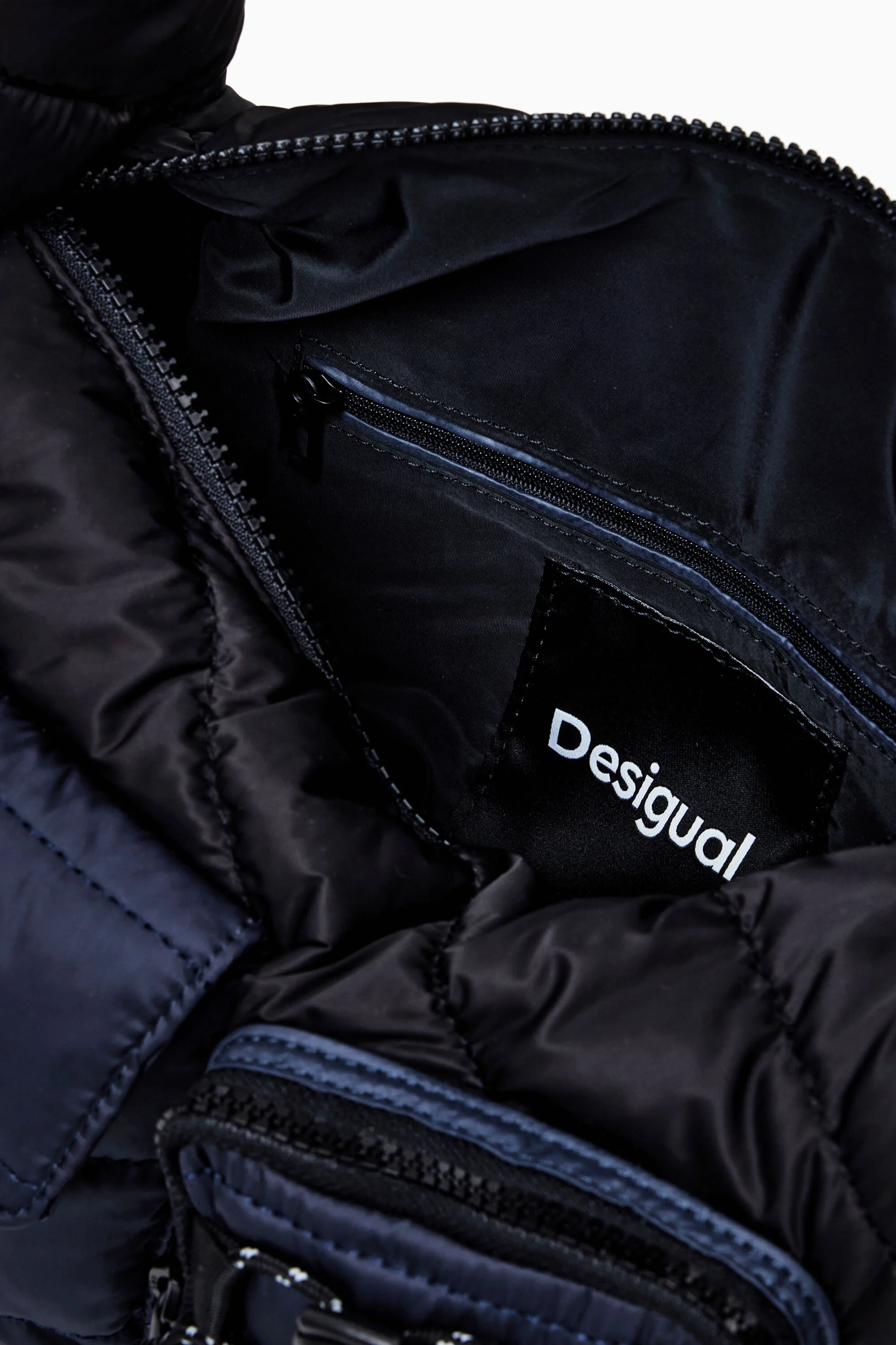 Bolso abullonado modular