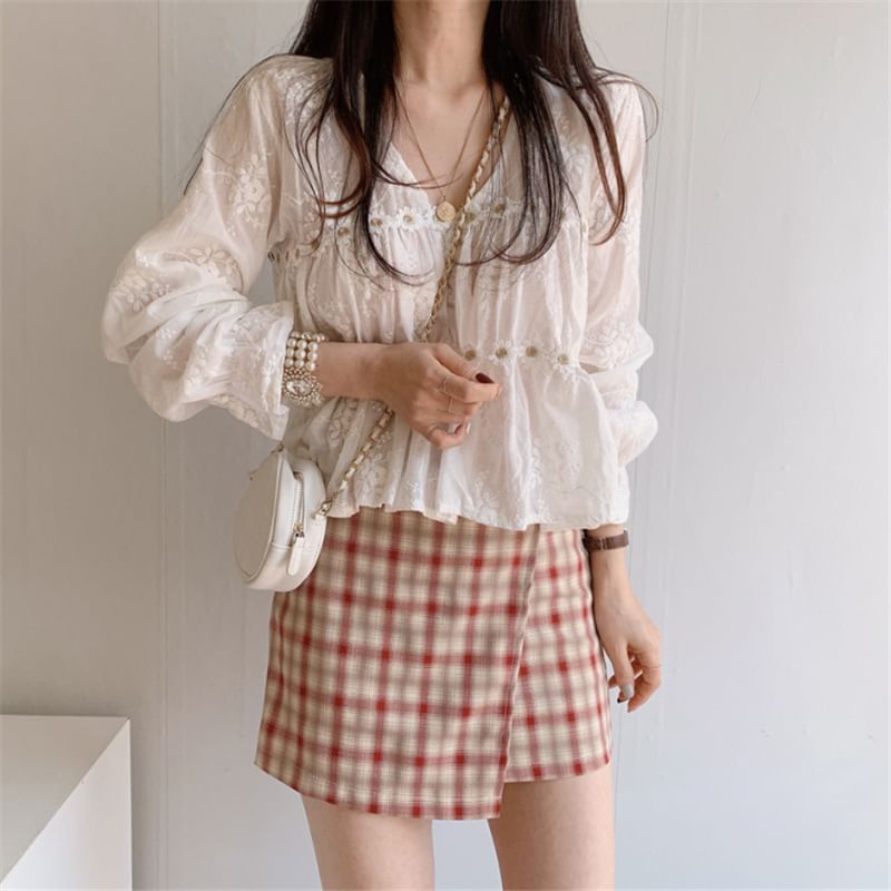 ISSOL - Blouse met lange mouwen en V-hals en kant
