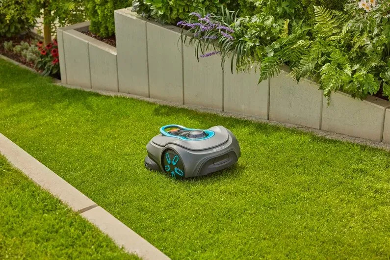 Gardena Robotplæneklipper smart SILENO free 900 m²